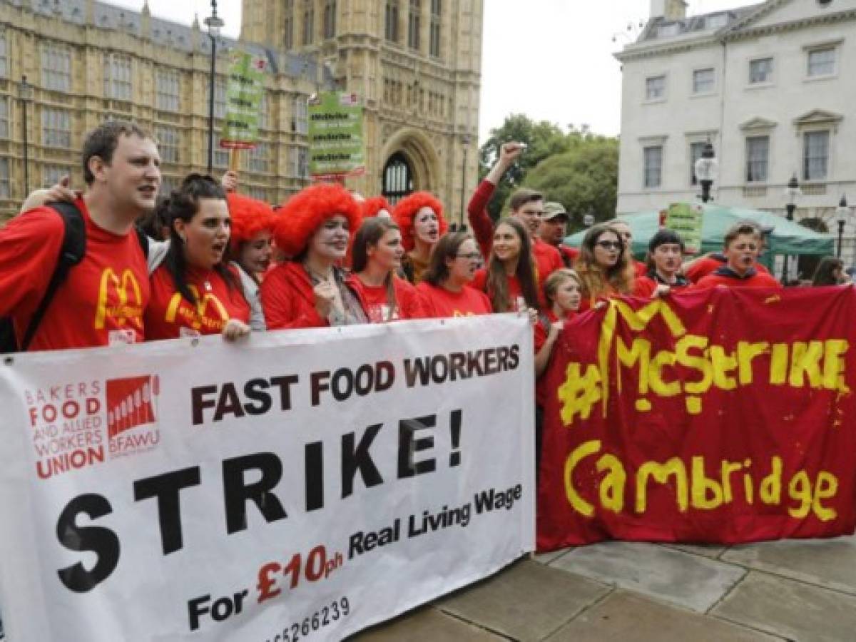McDonald's enfrenta primera huelga de empleados en Reino Unido