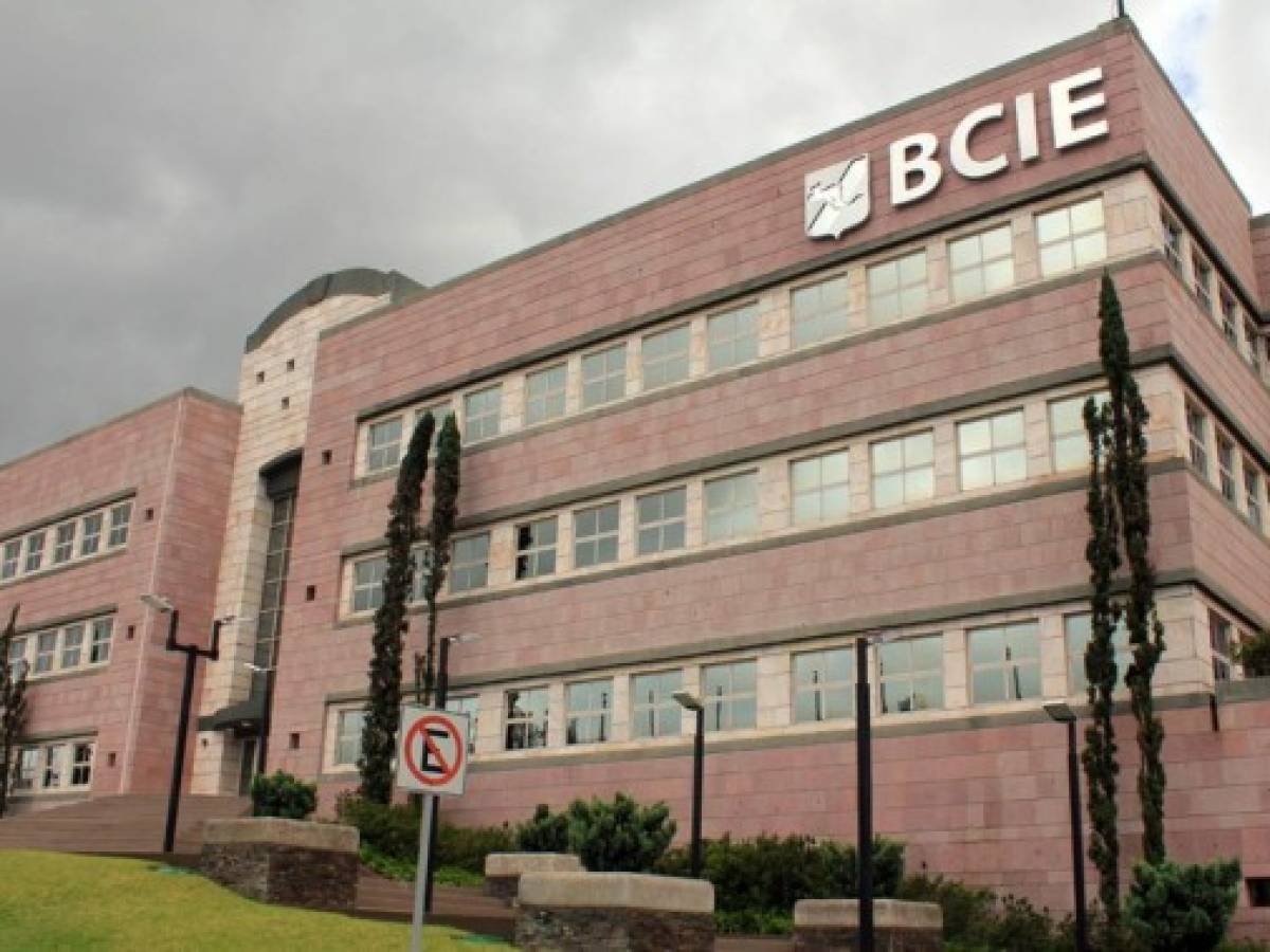 BCIE mejora calificación de riesgo por solvencia y liquidez