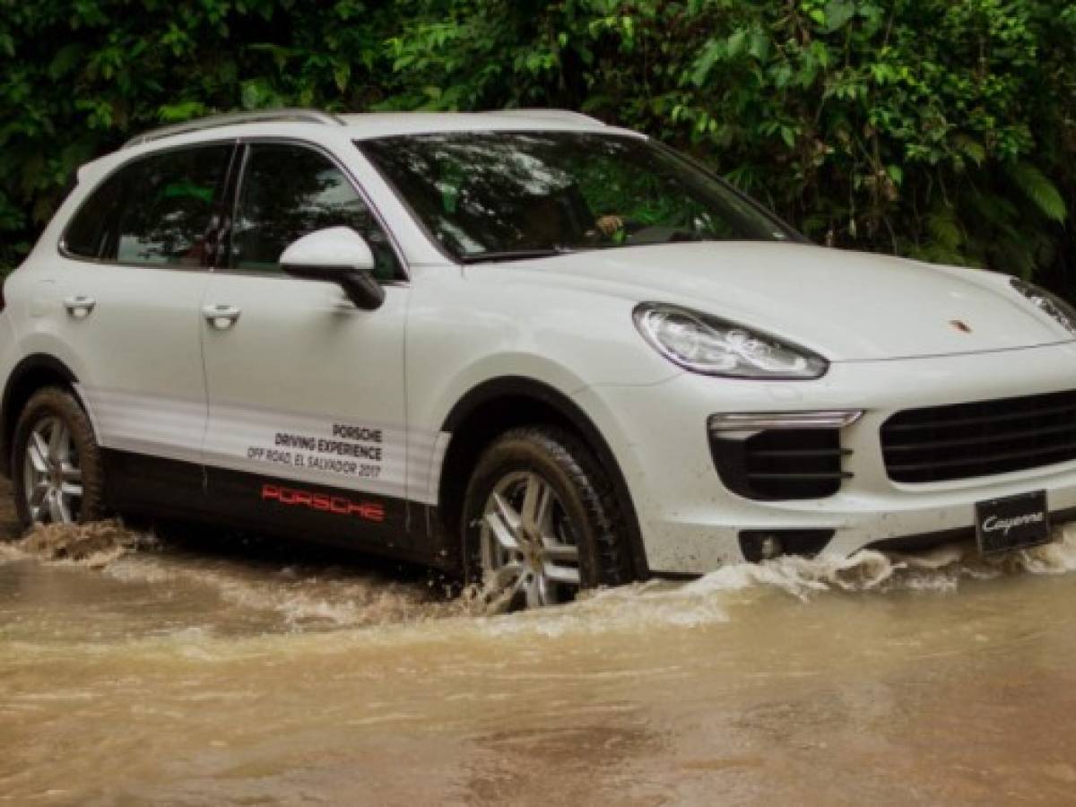 Porsche, sin miedo a caminos extremos