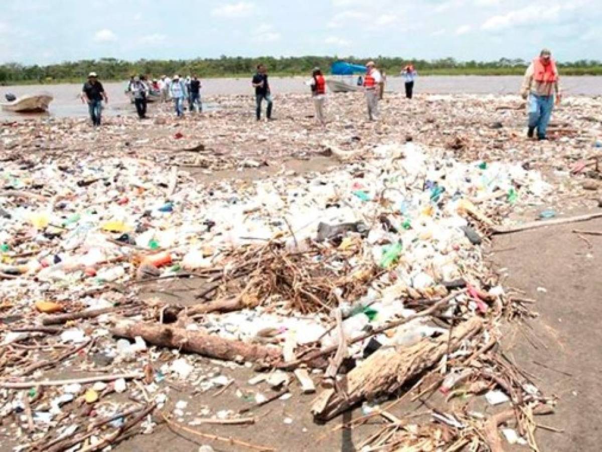 Isla de basura, problema no resuelto entre Honduras y Guatemala