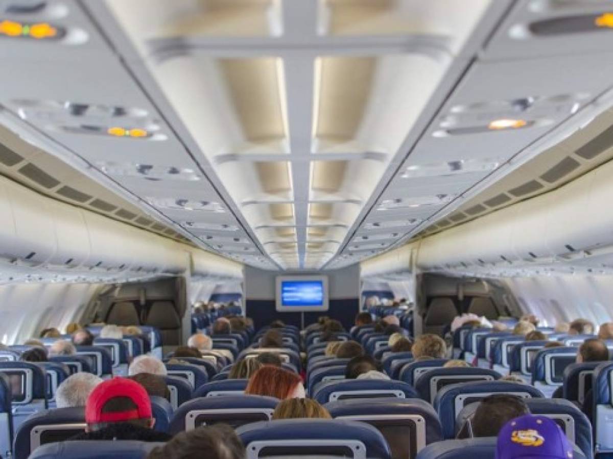 ¿Cuál es el asiento en el que hay más posibilidades de sobrevivir en caso de accidente aéreo?