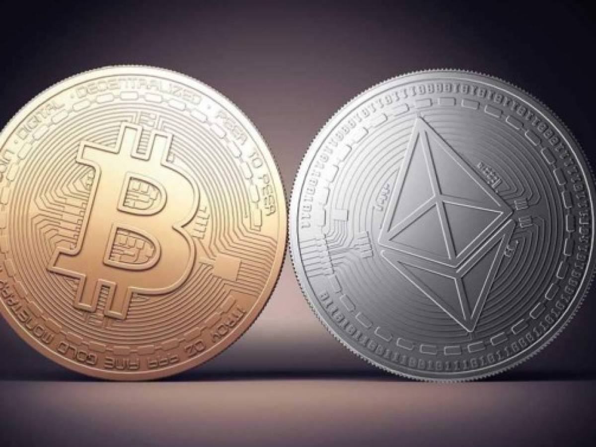 China asesta un duro golpe a bitcoin y ethereum