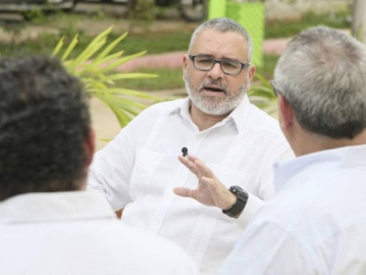 Expresidente Mauricio Funes rompe el silencio en la TV oficial de Nicaragua