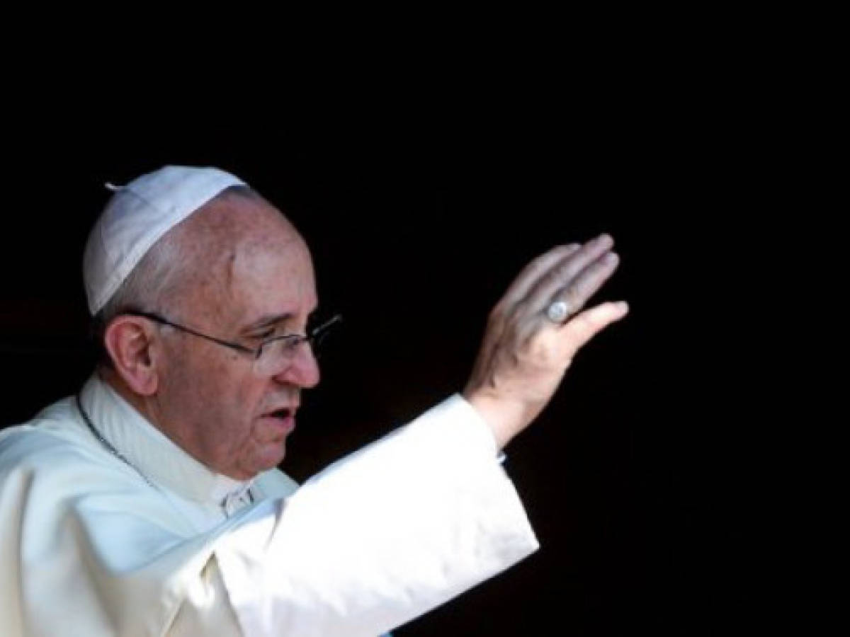 El Papa crea comisión para revisar actividades económicas del Vaticano