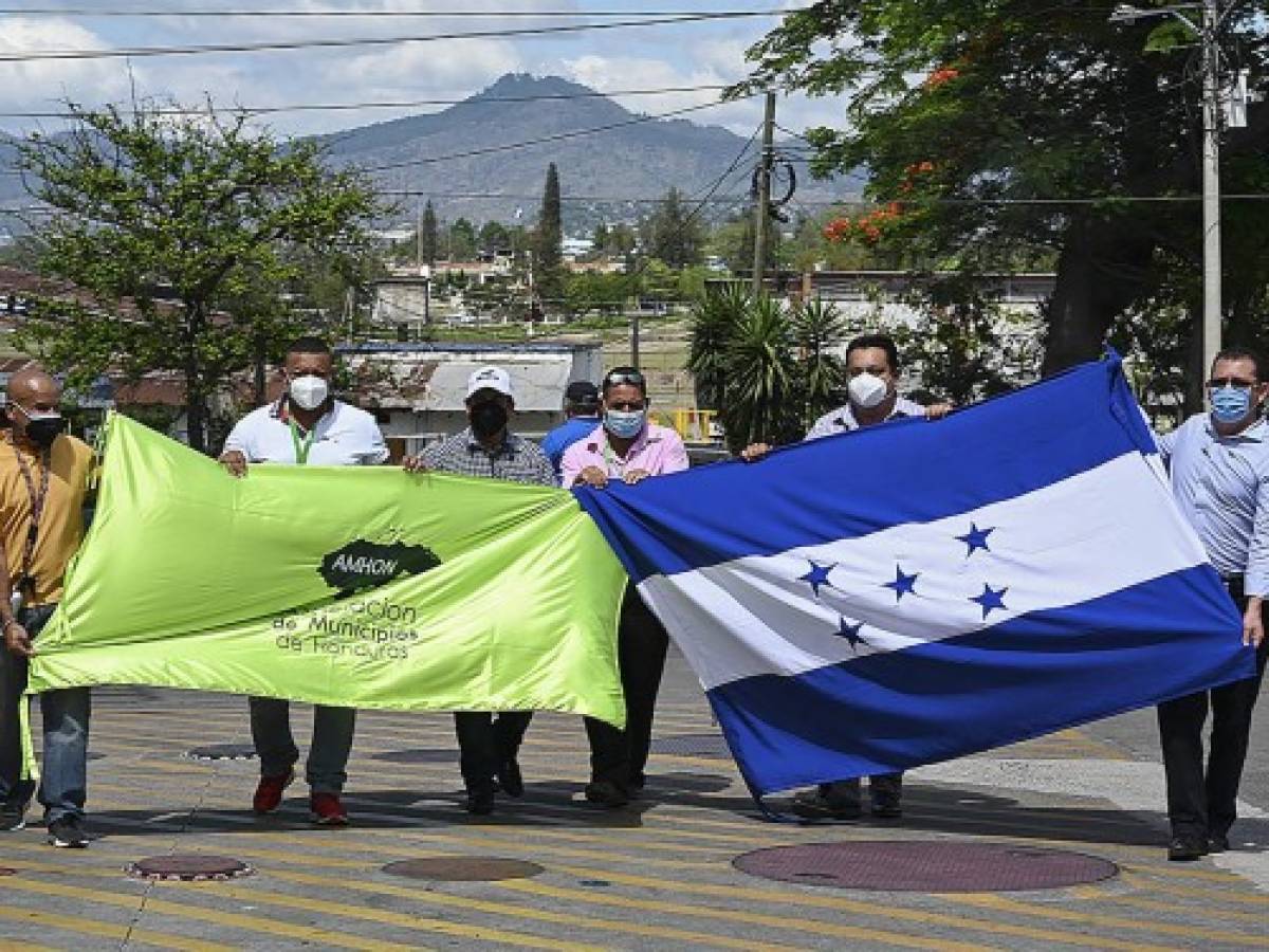 Honduras recibirá vacunas de El Salvador
