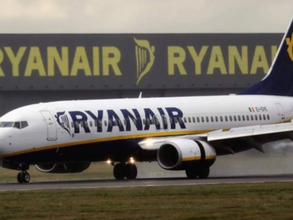 Ryanair cancelará 2.000 vuelos 'para mejorar la puntualidad'