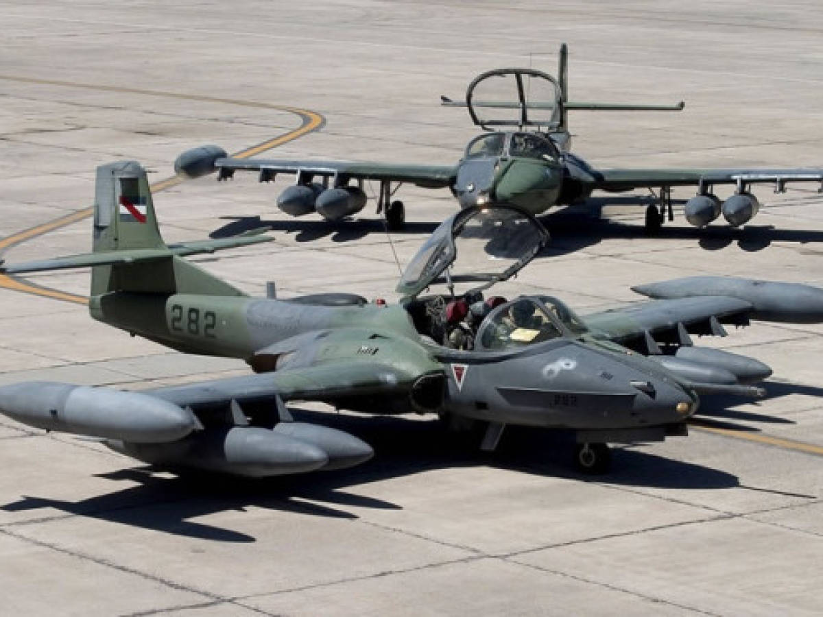 El Salvador: compra de aviones militares aumenta tensiones con Honduras