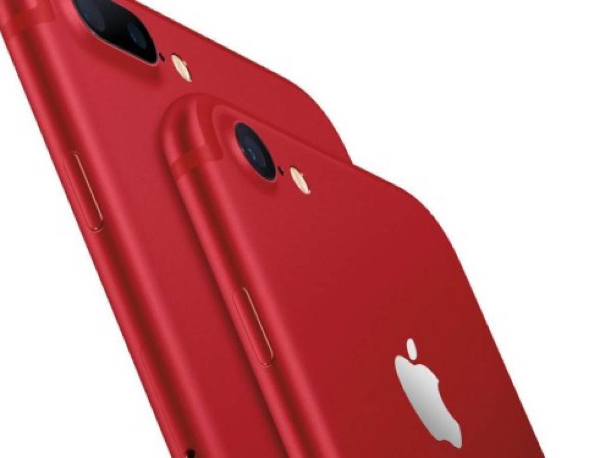 Apple presenta un iPad de US$329 y un iPhone rojo