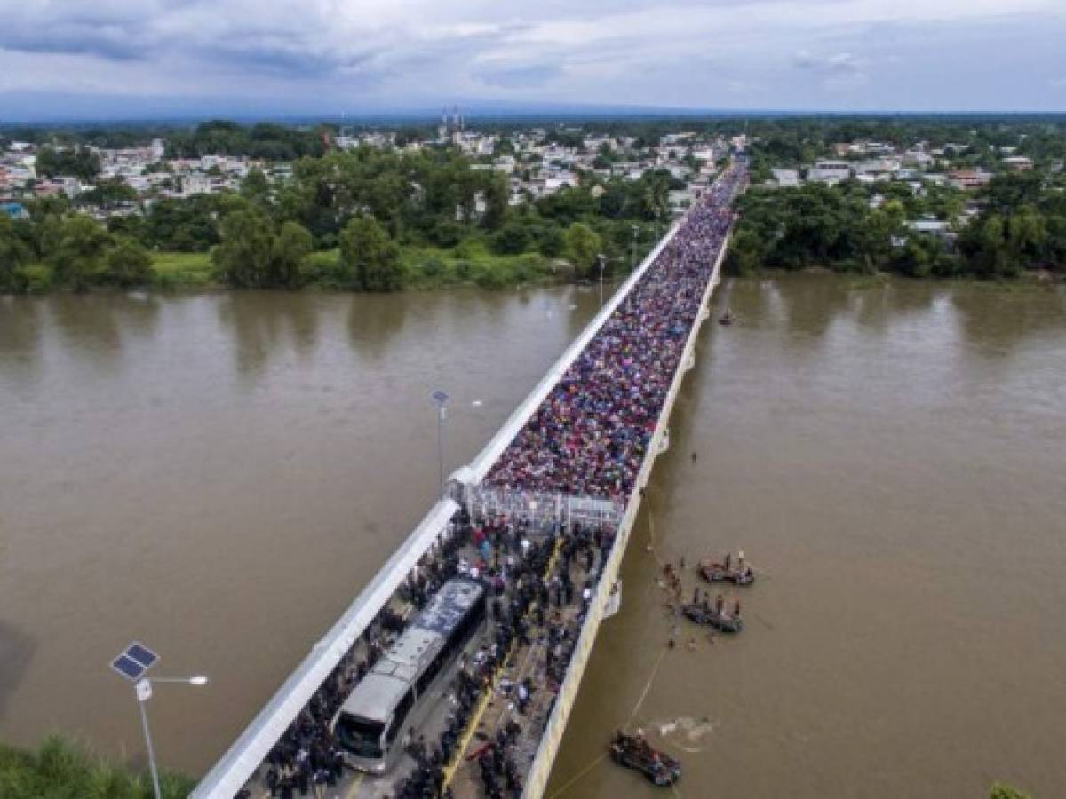 México mantiene en vilo avance de caravana de migrantes hondureños