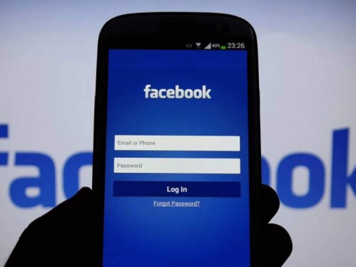 Facebook comparte datos de usuarios con empresas desde 2015