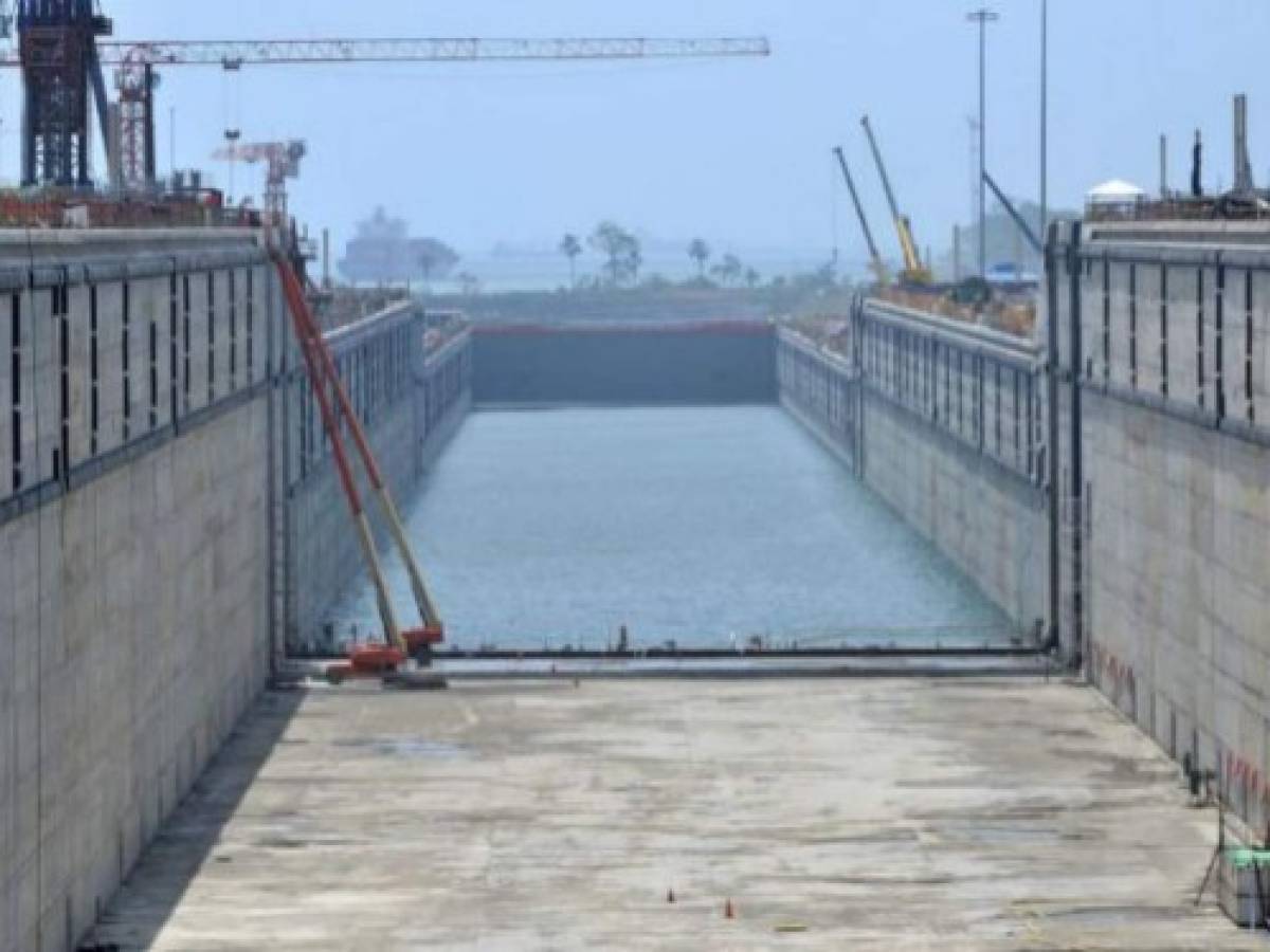 Sacyr asegura haber construido el Canal de Panamá en 'tiempo récord' pese 'desfavorables condiciones'
