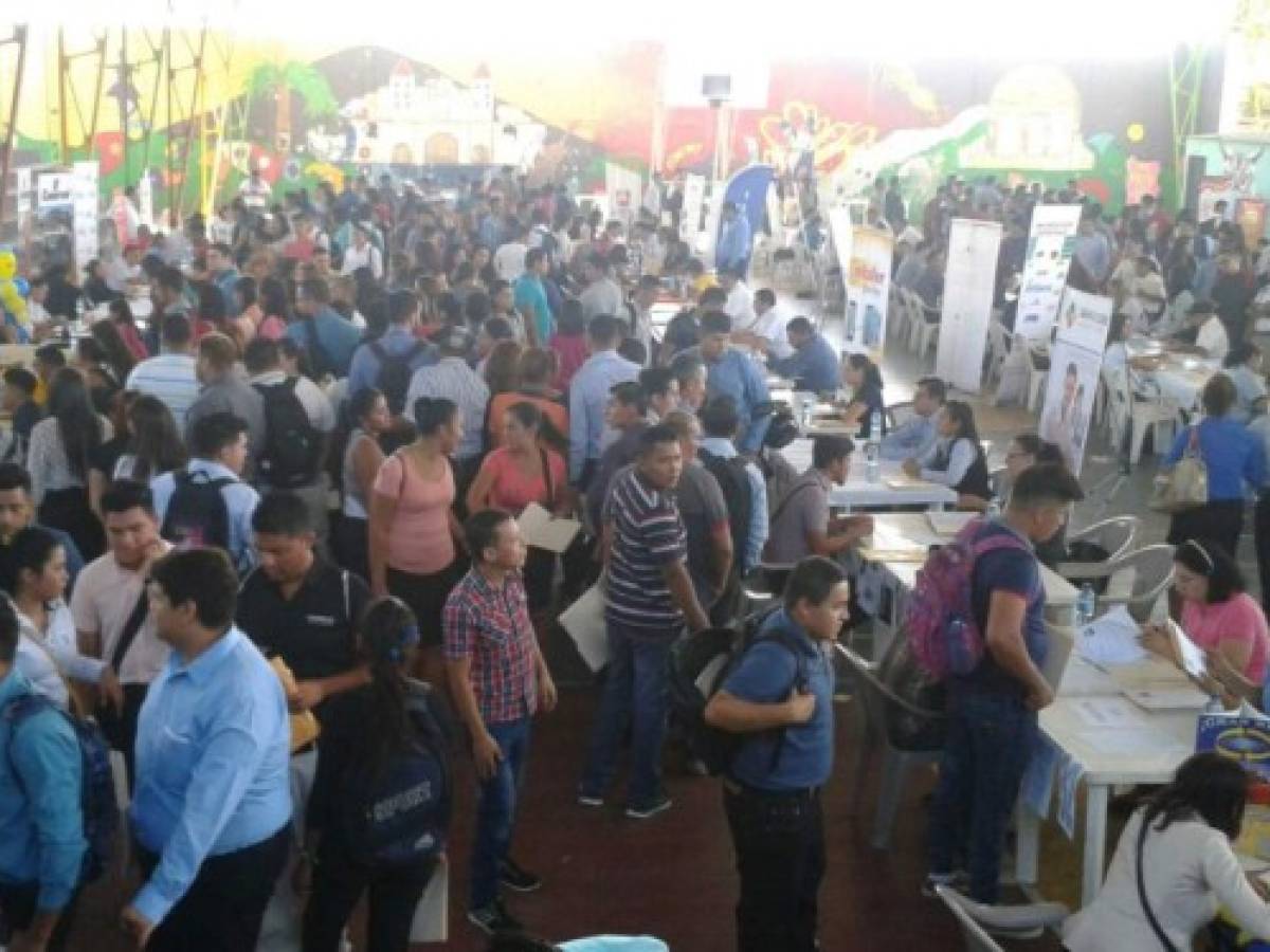 El Salvador: 174.000 personas no encontraron empleo entre 2014 y 2017