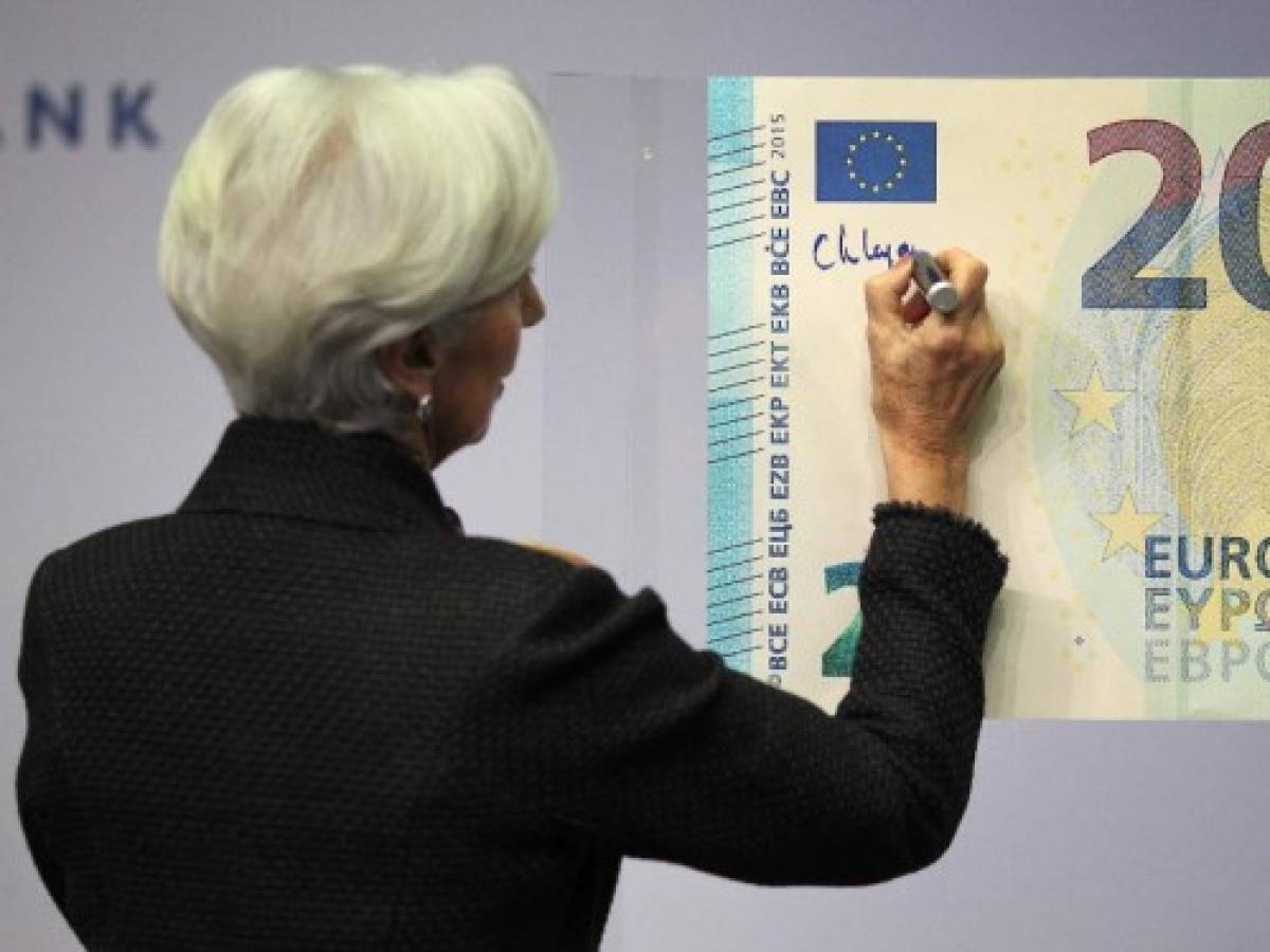 Los primeros euros firmados por Christine Lagarde circularán en 2020