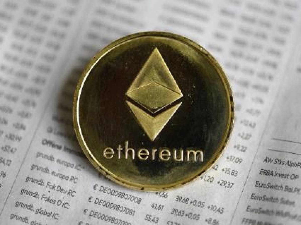 Criptomoneda Ethereum culmina su mutación para consumir menos energía