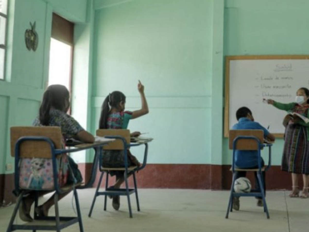 Guatemala: Contagios de COVID-19 en niños se triplica y compromete la calidad educativa