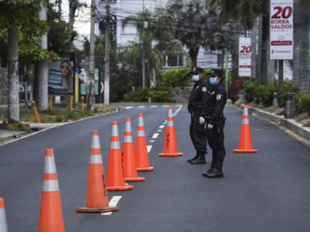 Gobierno salvadoreño amplía cuarentena por covid-19 hasta el 15 de junio