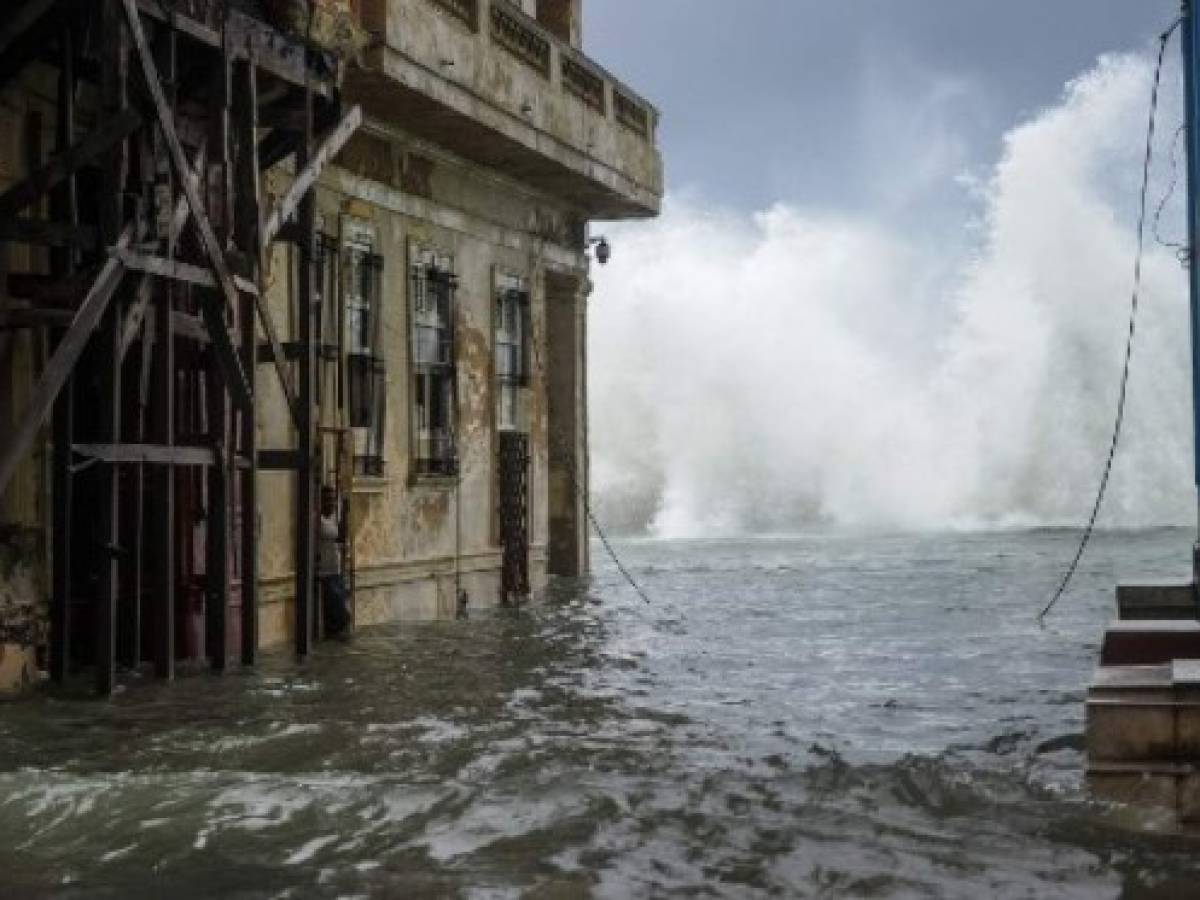 Huracán Irma: La Habana sigue inundada y sin electricidad