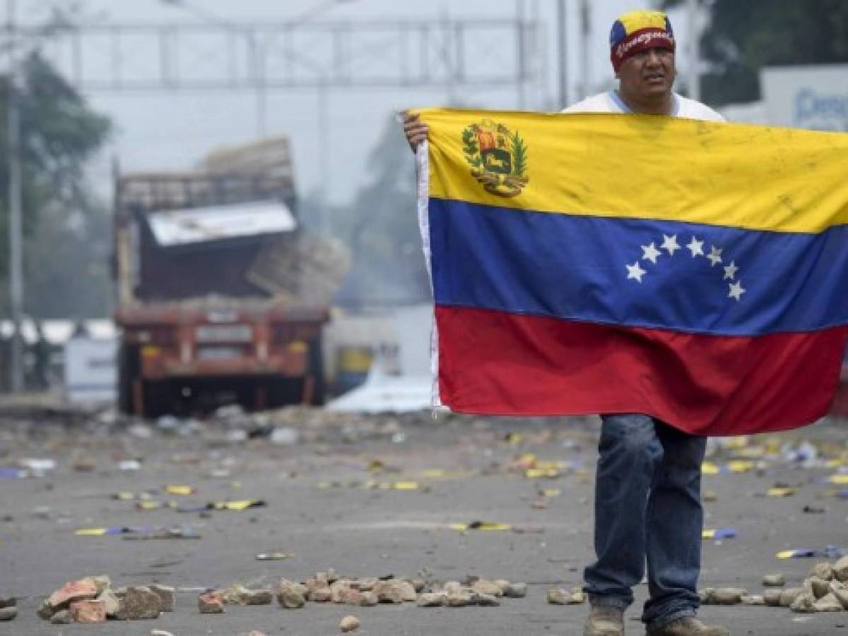 ¿Qué puede pasar en Venezuela tras la fallida rebelión contra Maduro?
