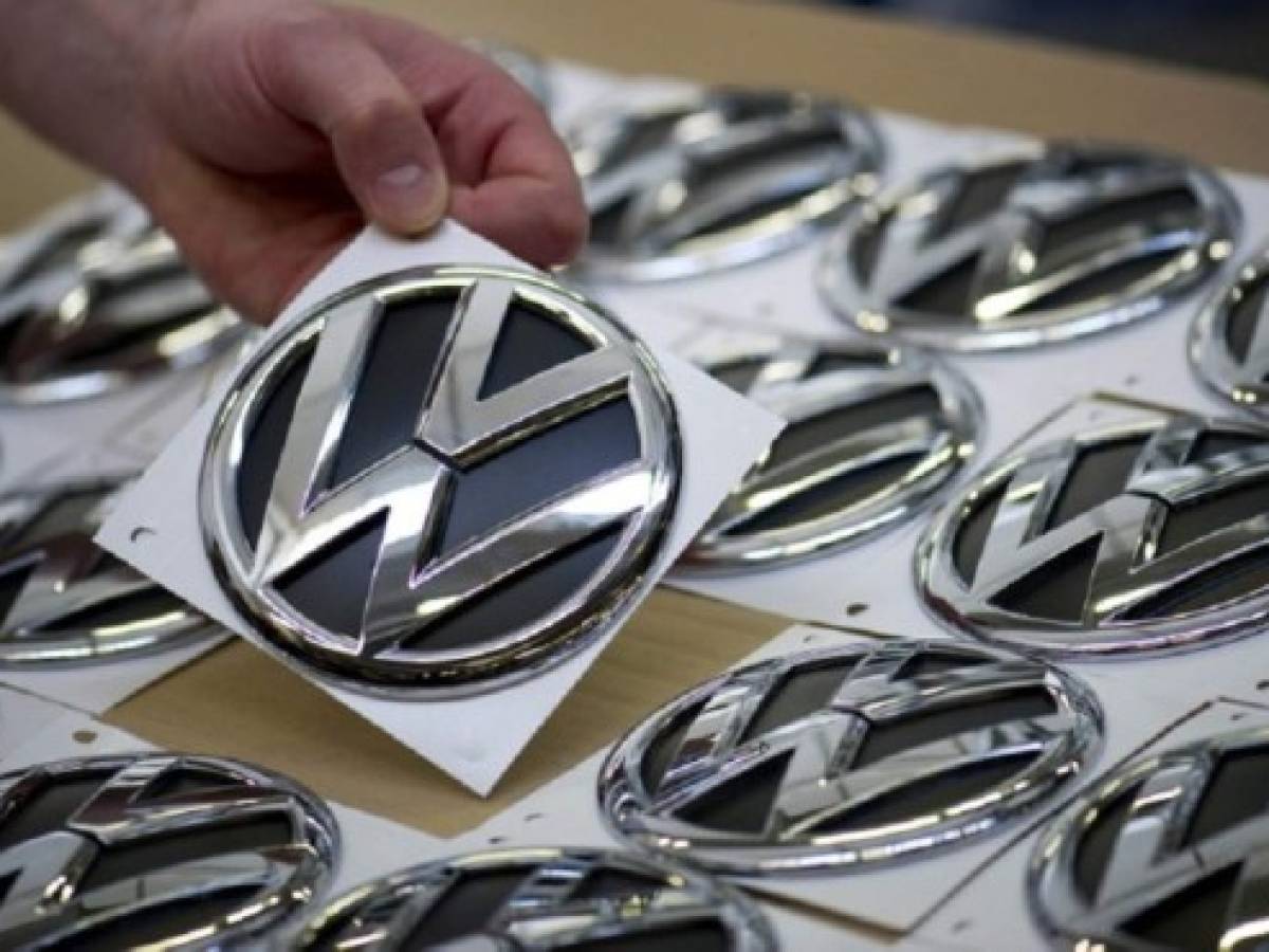 La reputación y las acciones de Volkswagen tambalean por falsear datos  