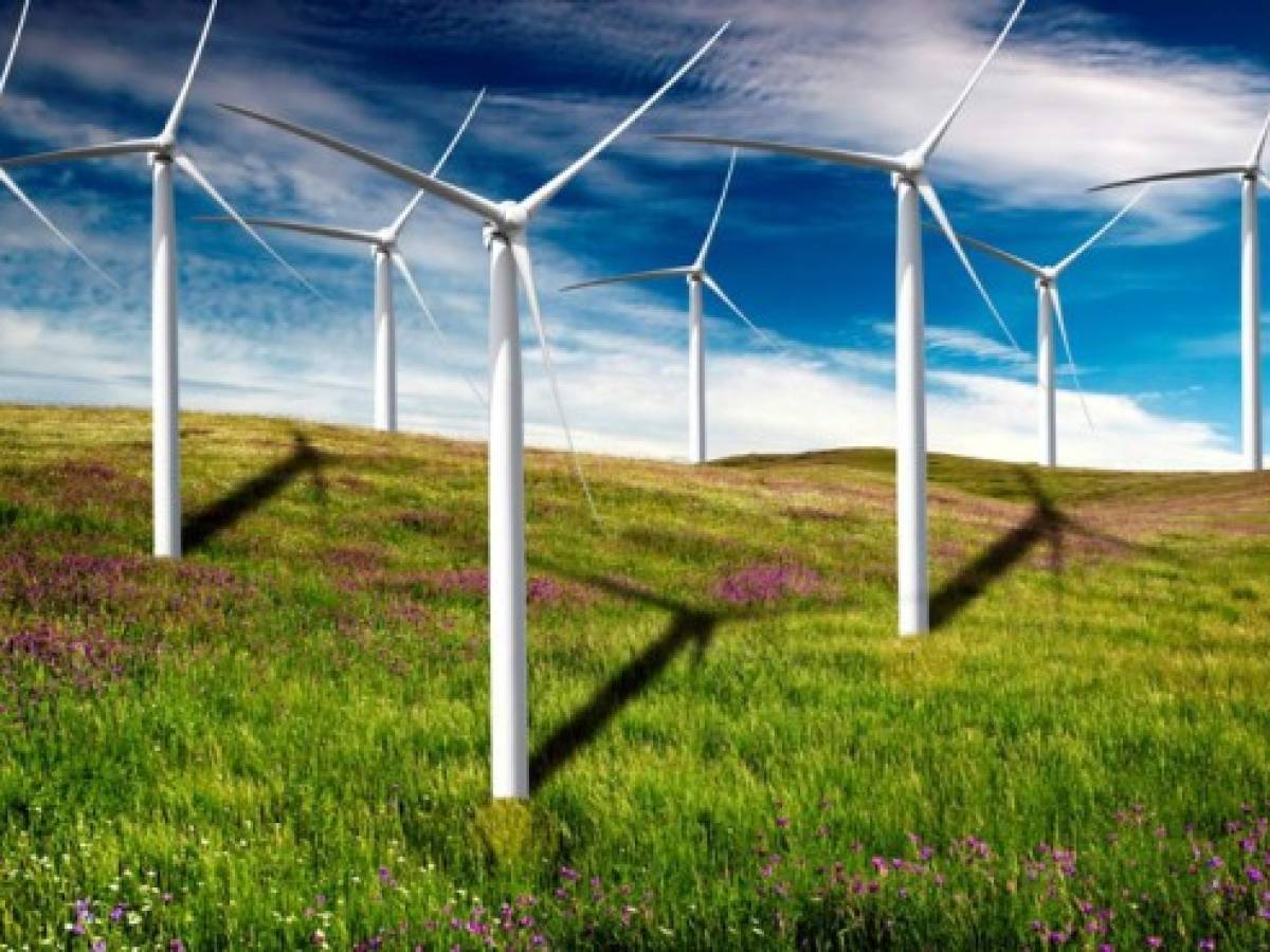 El Salvador: inversionistas hacen ofertas para energía renovable