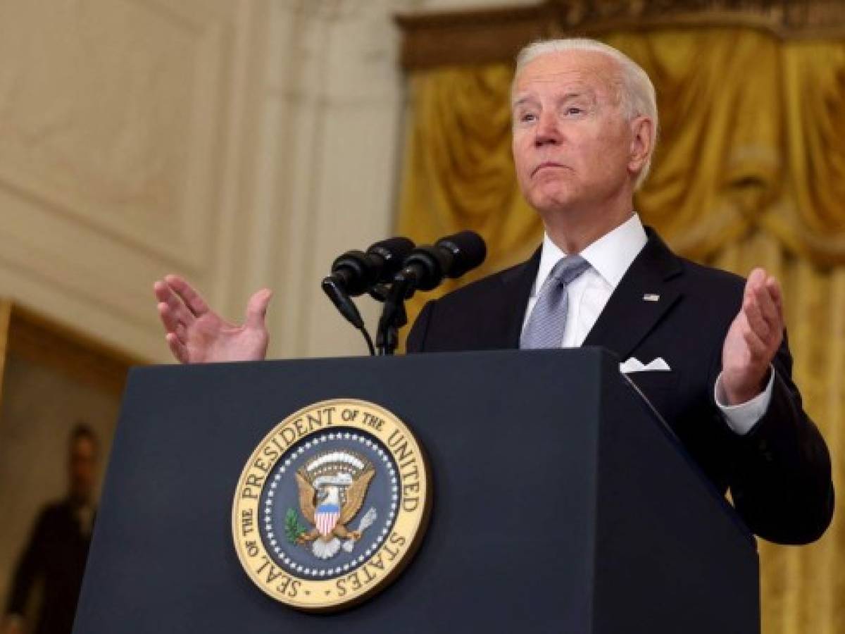 Joe Biden defiende con firmeza la retirada de Afganistán