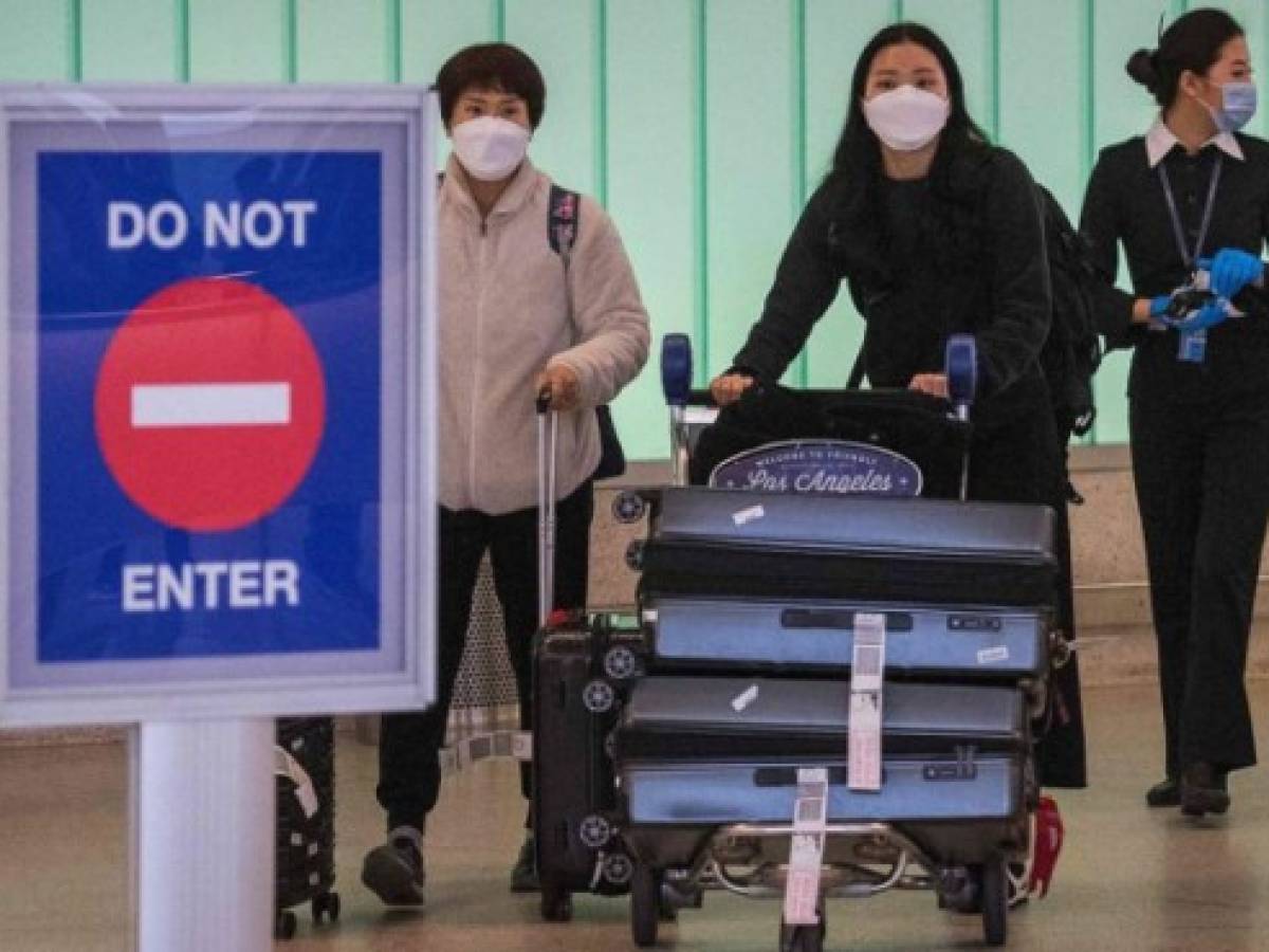 OMS ve contraproducente bloquear la entrada de viajeros por coronavirus