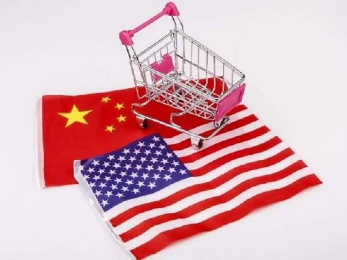 iPhones y juguetes en riesgo de subir de precio por guerra comercial EEUU-China