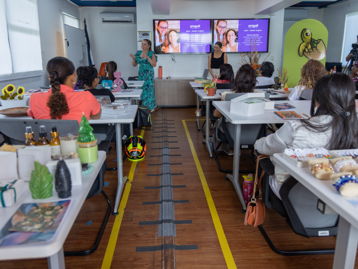 El programa Eclosión dará capacitación a 30 emprendedoras de Costa Rica