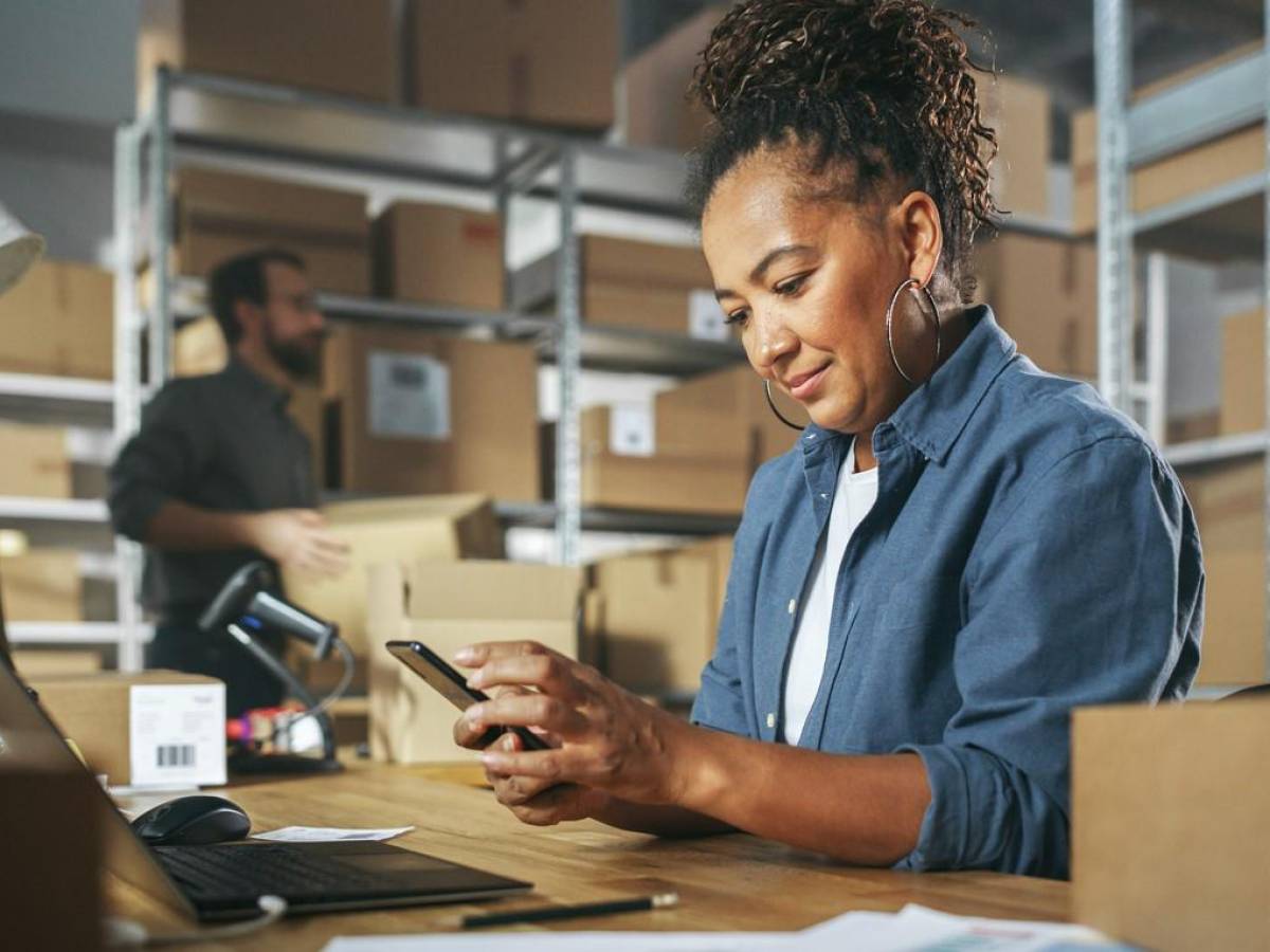 Mujeres y jóvenes impulsan el nuevo modelo empresarial en Costa Rica