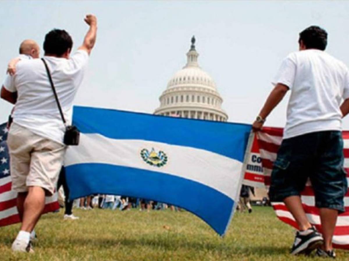 Día crucial para los salvadoreños en EEUU