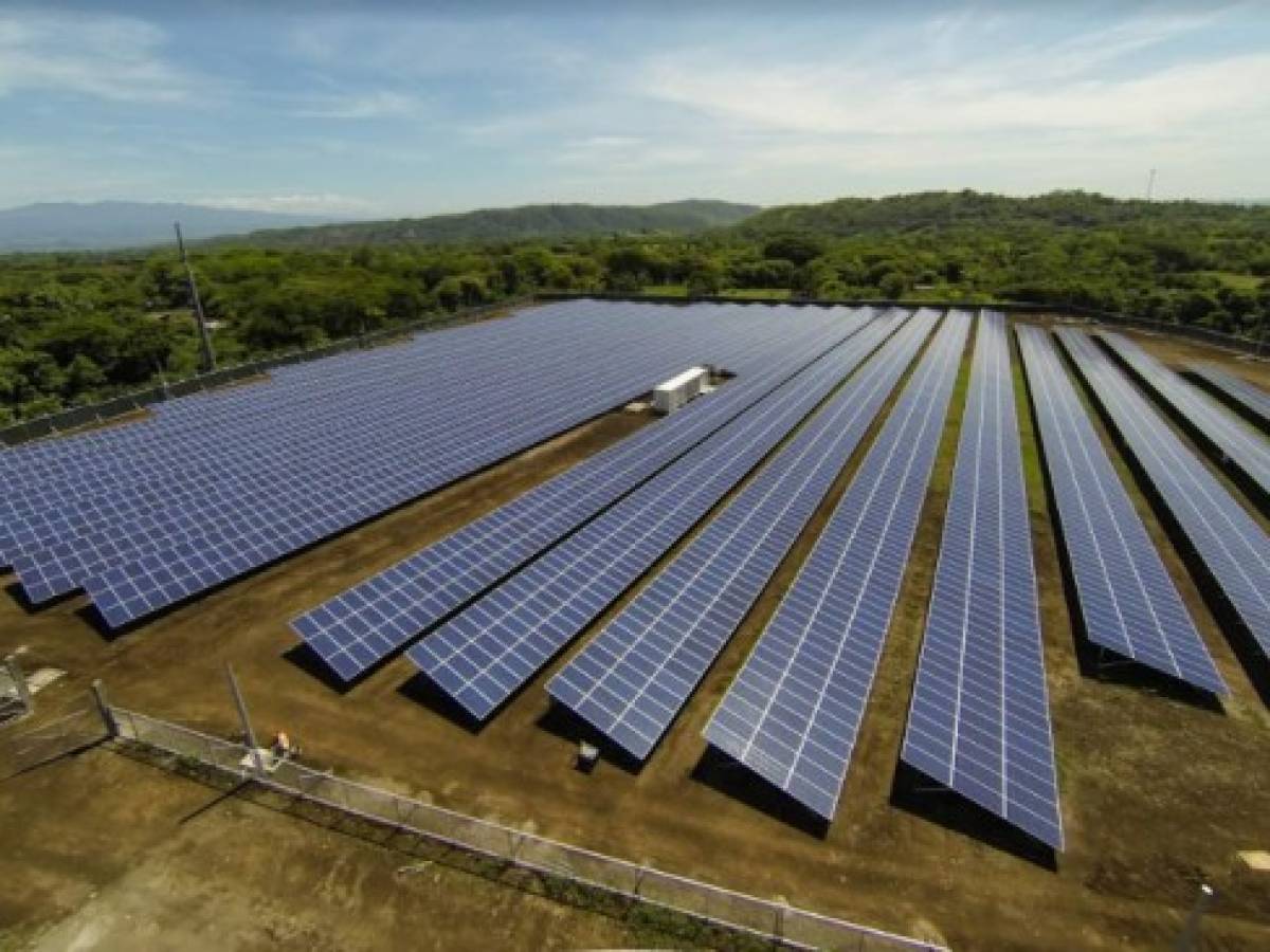 Bósforo, el megaproyecto solar de AES en El Salvador