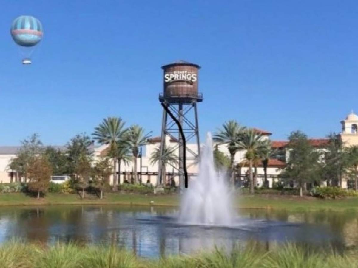 Disney World abre algunos restaurantes y negocios en Florida