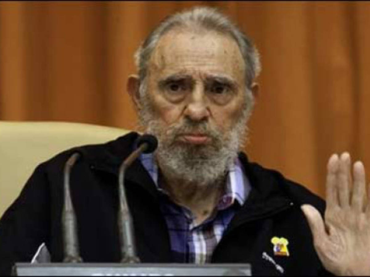Castro fustiga a Obama en aniversario de muerte de Bin Laden