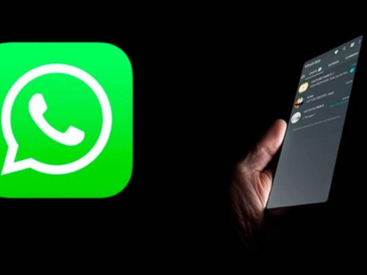 ¿Cómo escribir un mensajes al revés en WhatsApp?