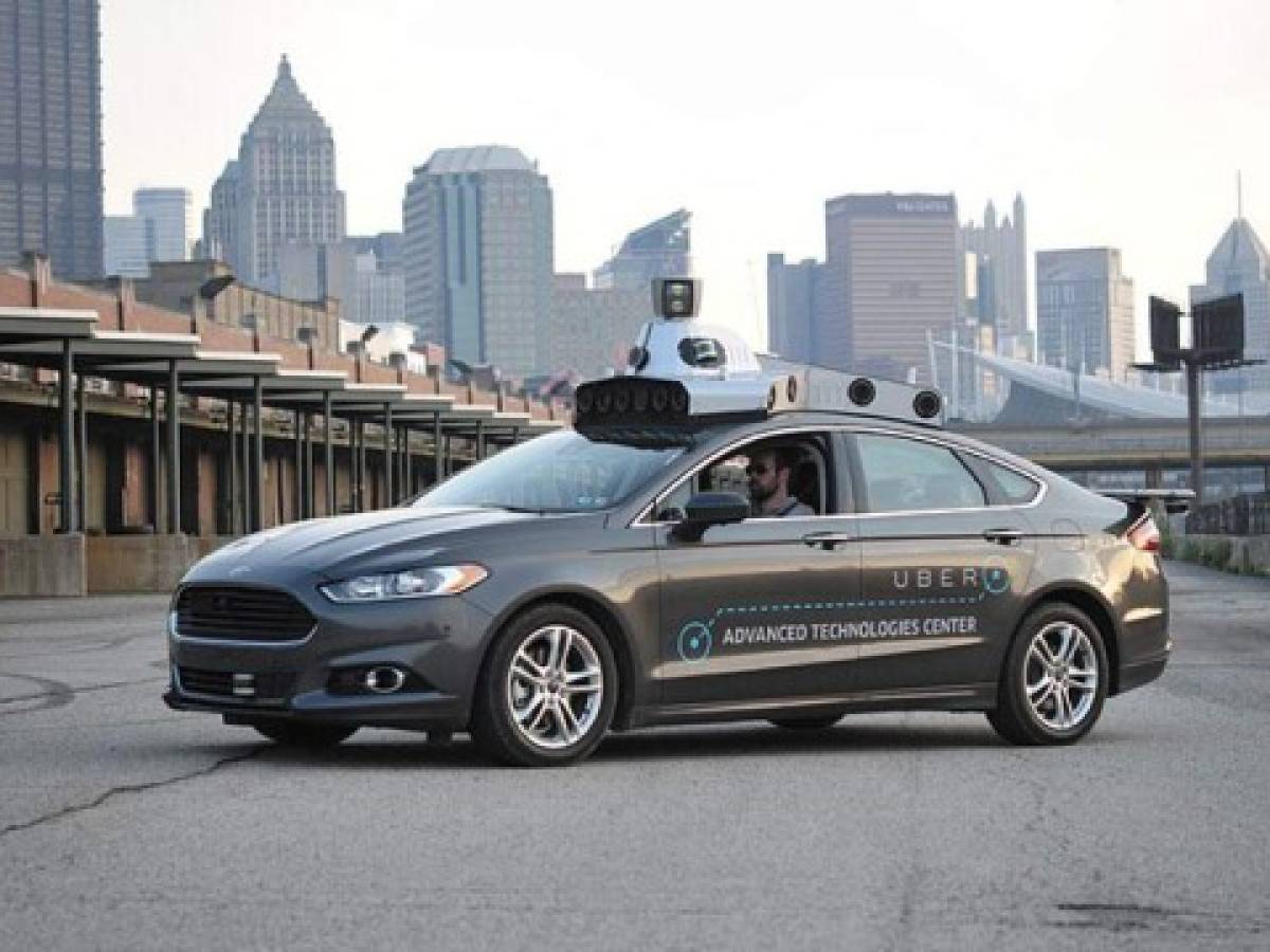 Uber compra empresa que permite a vehículos conducirse solos
