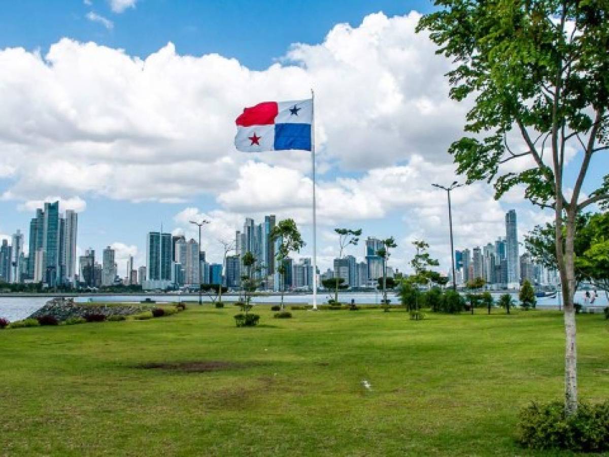 ¿Qué significa que Panamá tenga calificación de riesgo 'BBB-'?