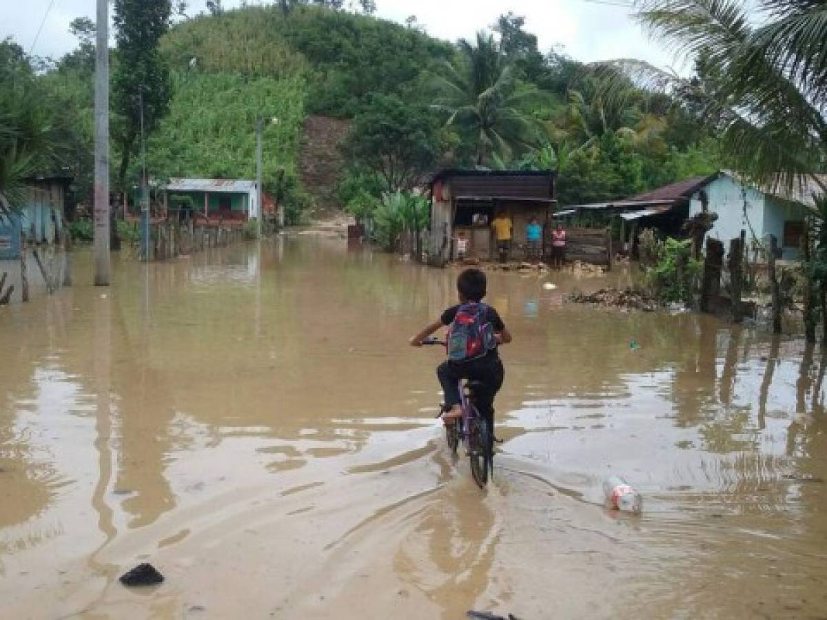 Guatemala: Inundaciones en Petén dejan 900 afectados