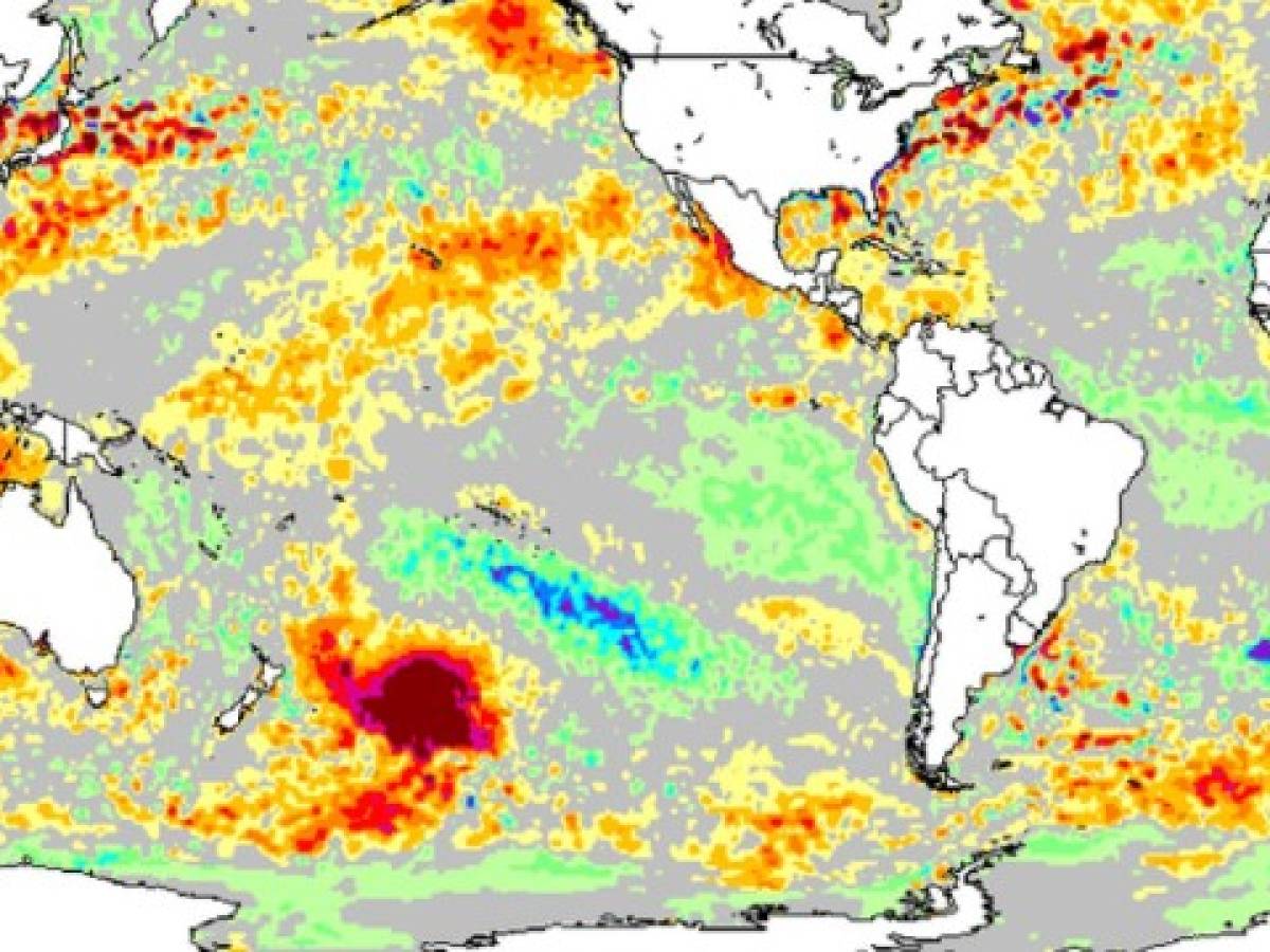 Una extraña masa cálida el doble de grande que Centroamérica se mueve en el Océano Pacífico