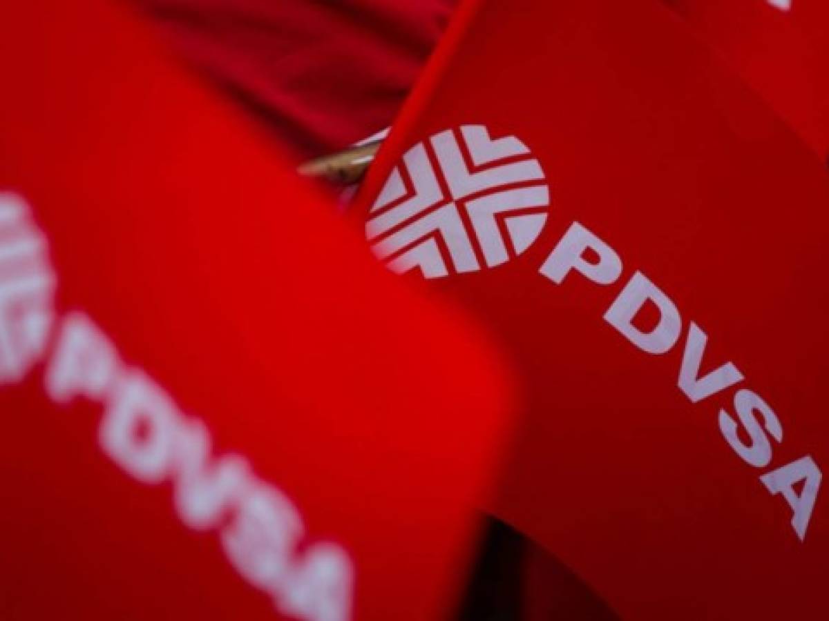 Trump renueva permisos a petroleras y oxigena a PDVSA