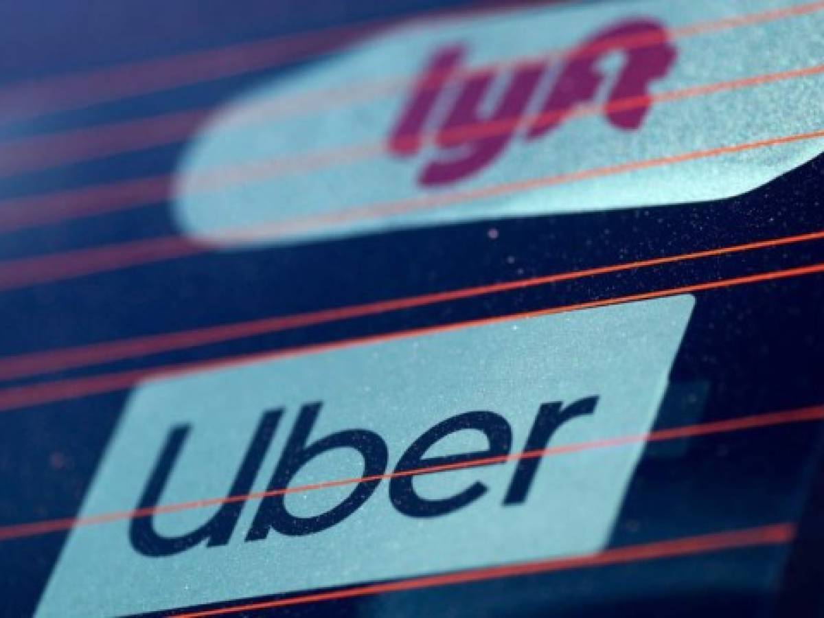 Lyft y Uber obtienen victoria temporal en California sobre estatuto de conductores