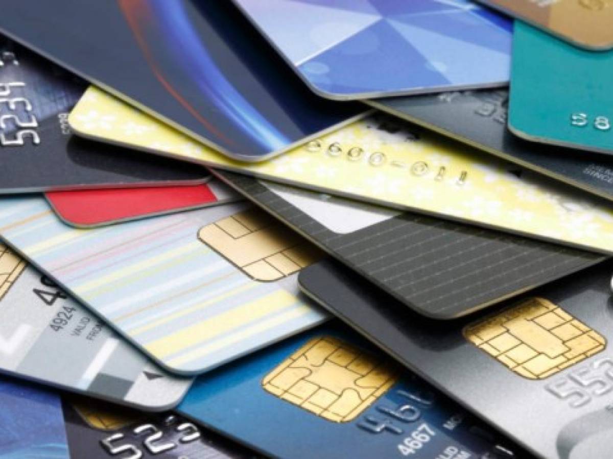 Tarjetas de crédito caducadas, la nueva técnica de los estafadores
