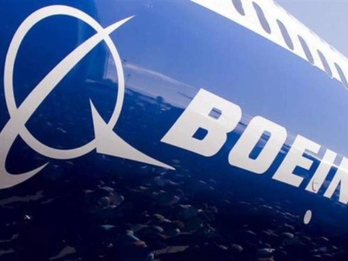 Boeing apunta a ingresos por US$100.000 millones para 2018