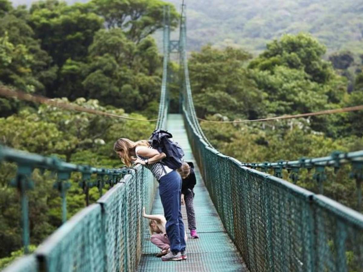 Ventas de mipymes turísticas de Costa Rica crecen casi un 50% en 2022