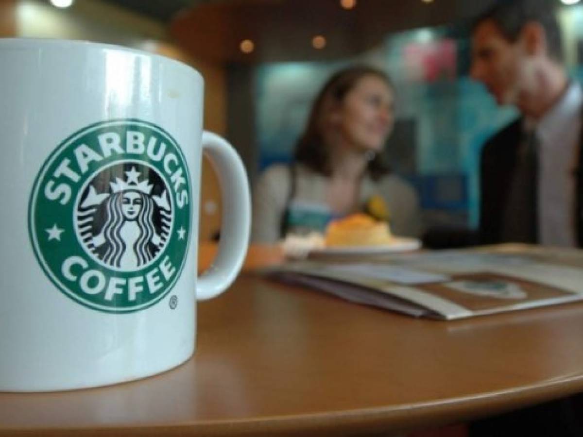 Starbucks investiga en Costa Rica café resistente al cambio climático