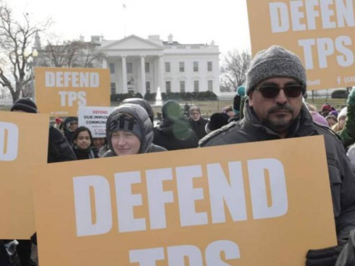 EEUU: Juez bloquea la decisión del gobierno de Trump de cancelar el TPS