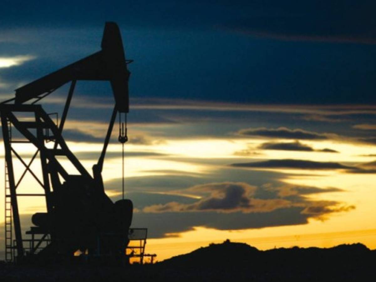 OPEP prevé que la demanda de petróleo siga bajando en 2020 y 2021