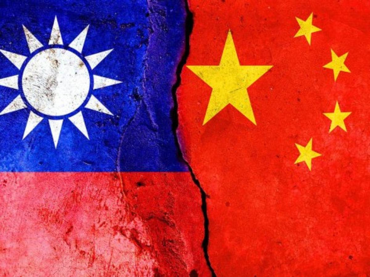 China reclama la reunificación con Taiwán y no descarta uso de la fuerza