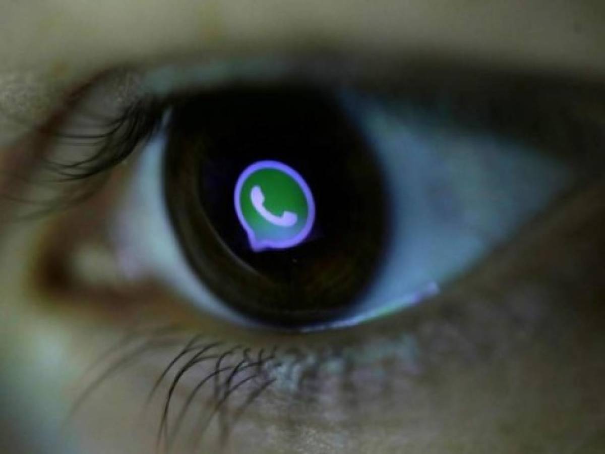 Opción de eliminar mensajes disponible para todos en WhatsApp