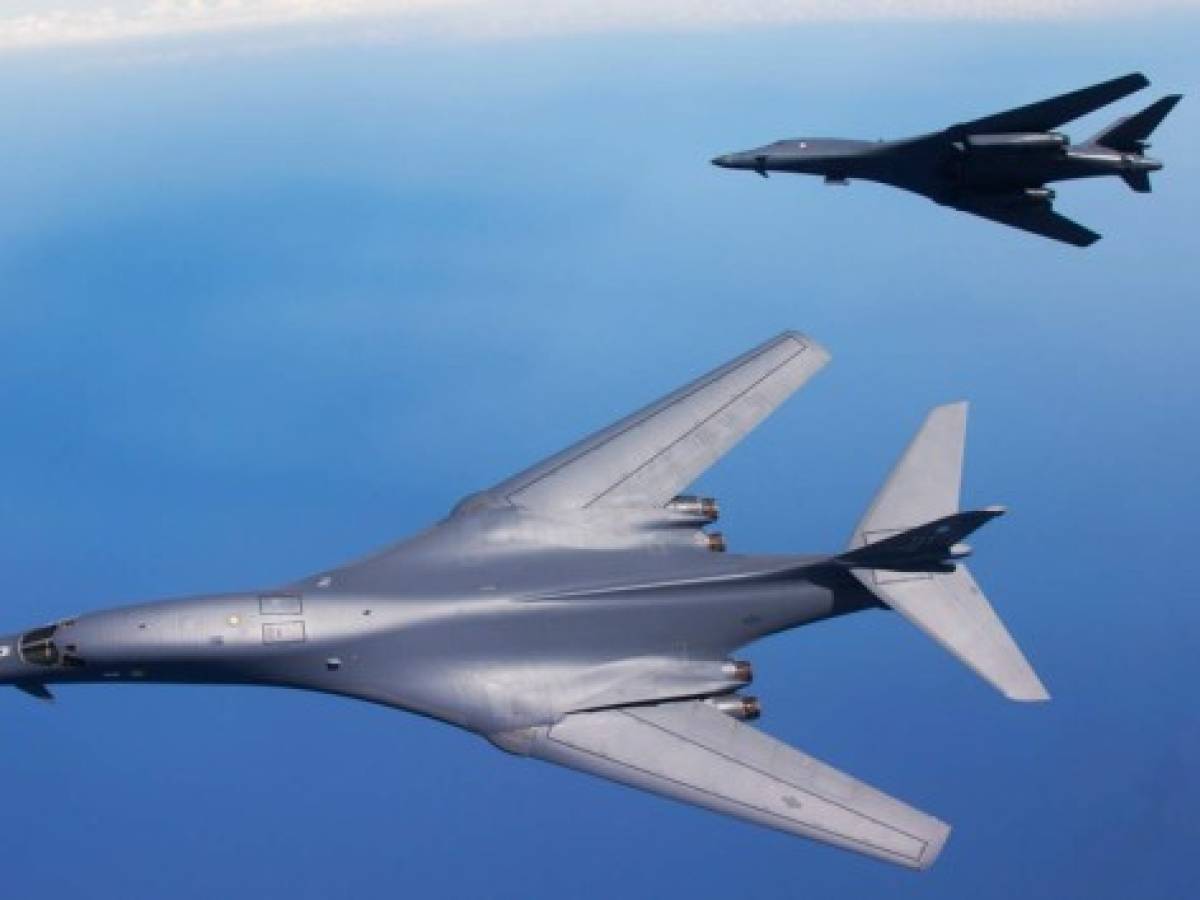 EEUU envía bombarderos nucleares a Corea