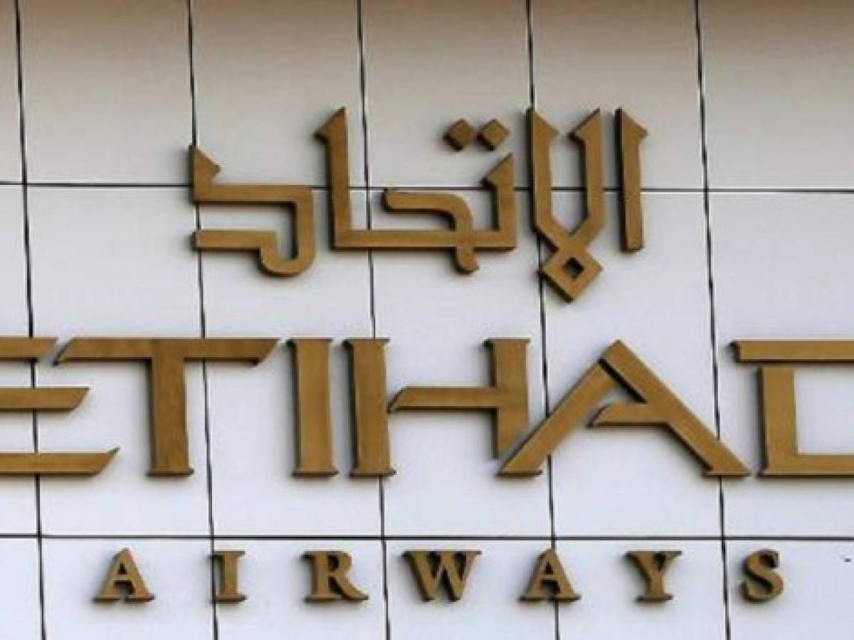 Compañía emiratí Etihad compra el 49% de Alitalia